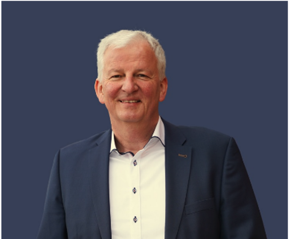 Ralf S.