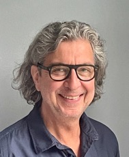 Hendrik M.